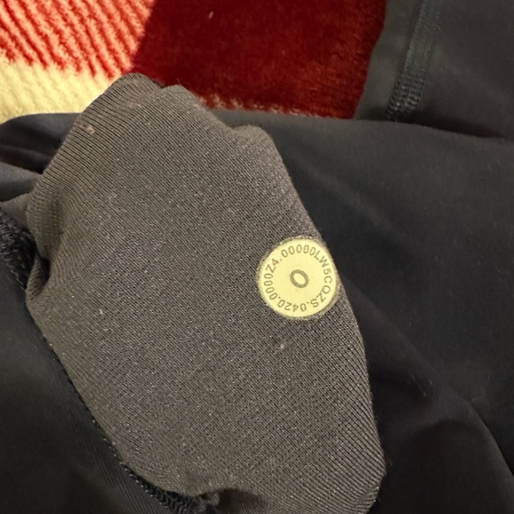 Lululemon blue wash leggings - Picture 3 of 4